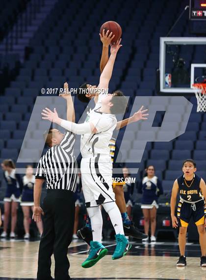 Thumbnail 1 in Elk Grove vs. El Camino (@Golden 1 Center) photogallery.