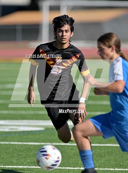 Thumbnail 3 in Sacramento Waldorf vs. Encina (CIF SJS D7 Final) photogallery.