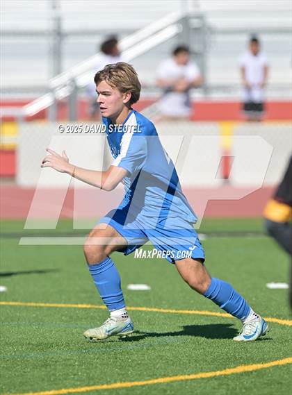 Thumbnail 2 in Sacramento Waldorf vs. Encina (CIF SJS D7 Final) photogallery.