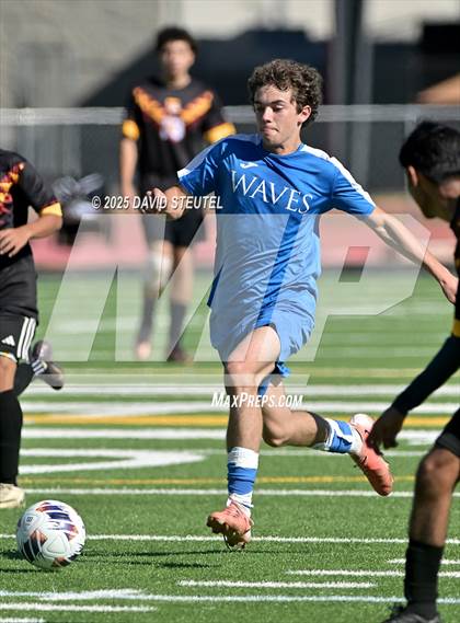 Thumbnail 2 in Sacramento Waldorf vs. Encina (CIF SJS D7 Final) photogallery.