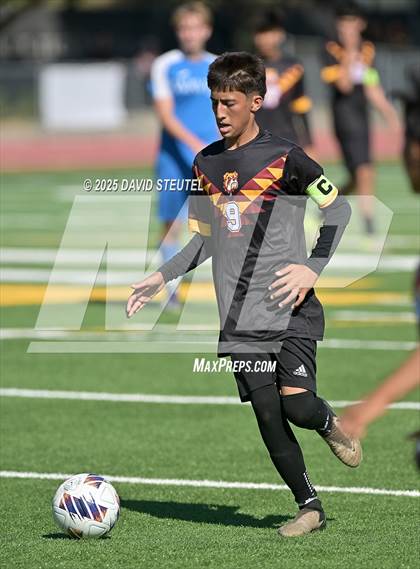 Thumbnail 3 in Sacramento Waldorf vs. Encina (CIF SJS D7 Final) photogallery.