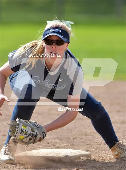 Thumbnail 2 in Laguna Creek vs. Oakmont (Pre-Season T.O.C.) photogallery.