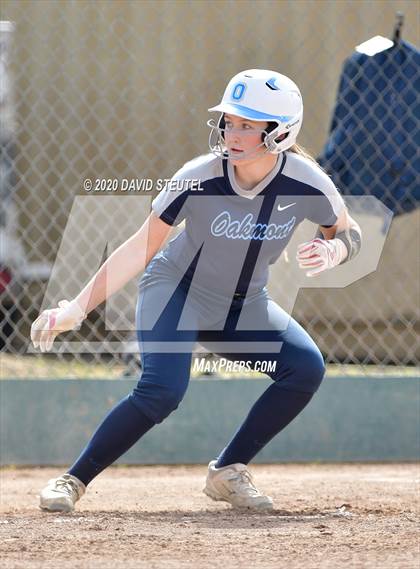 Thumbnail 2 in Laguna Creek vs. Oakmont (Pre-Season T.O.C.) photogallery.