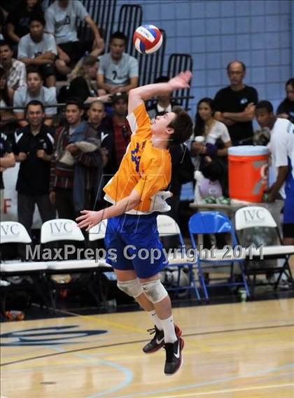 Thumbnail 3 in Westlake vs Corona del Mar (CIF SoCal D2 Regional Final) photogallery.
