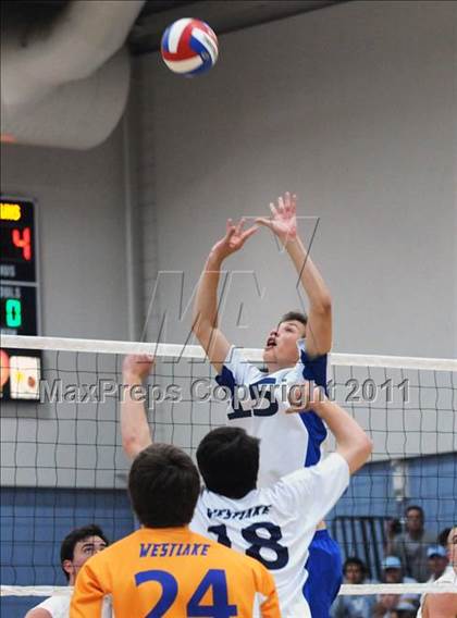 Thumbnail 3 in Westlake vs Corona del Mar (CIF SoCal D2 Regional Final) photogallery.
