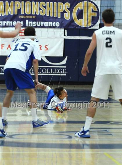Thumbnail 1 in Westlake vs Corona del Mar (CIF SoCal D2 Regional Final) photogallery.