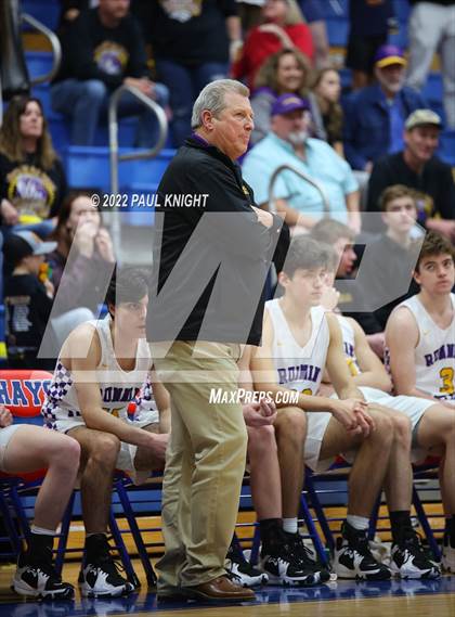 Thumbnail 3 in Veterans Memorial vs. Liberty Hill (UIL 5A Regional Quarterfinal) photogallery.