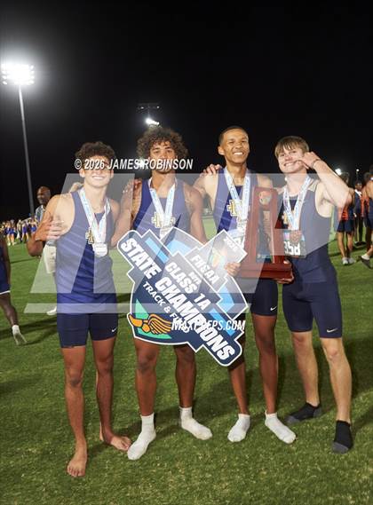 Thumbnail 2 in FHSAA 1A Finals (Awards) photogallery.