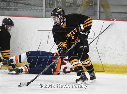 Thumbnail 1 in Amity Regional @ Lyman Hall/Haddam-Killingworth/Coginchaug photogallery.