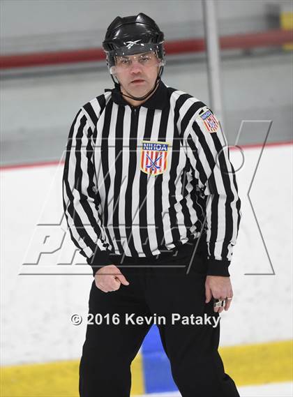Thumbnail 1 in Amity Regional @ Lyman Hall/Haddam-Killingworth/Coginchaug photogallery.