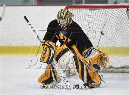 Thumbnail 2 in Amity Regional @ Lyman Hall/Haddam-Killingworth/Coginchaug photogallery.