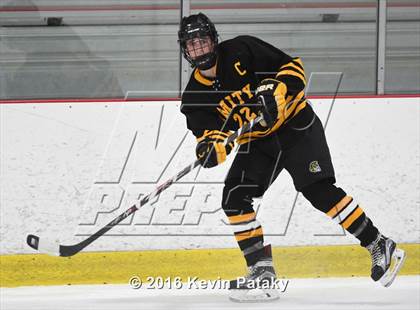 Thumbnail 2 in Amity Regional @ Lyman Hall/Haddam-Killingworth/Coginchaug photogallery.