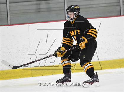 Thumbnail 2 in Amity Regional @ Lyman Hall/Haddam-Killingworth/Coginchaug photogallery.