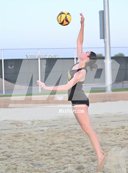 Thumbnail 2 in Arcadia vs. Saguaro (AIA DII Pairs Finals) photogallery.