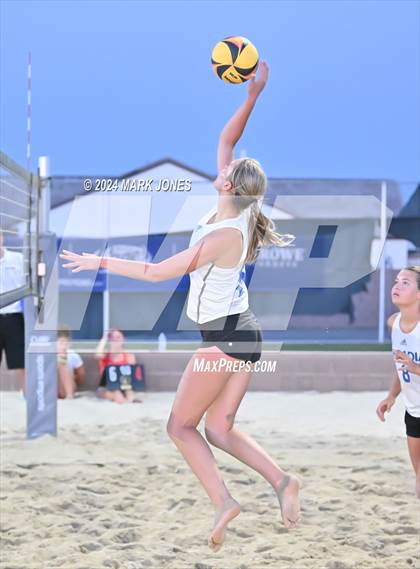 Thumbnail 1 in Arcadia vs. Saguaro (AIA DII Pairs Finals) photogallery.