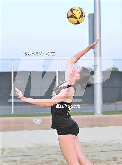 Thumbnail 1 in Arcadia vs. Saguaro (AIA DII Pairs Finals) photogallery.