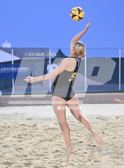 Thumbnail 3 in Arcadia vs. Saguaro (AIA DII Pairs Finals) photogallery.