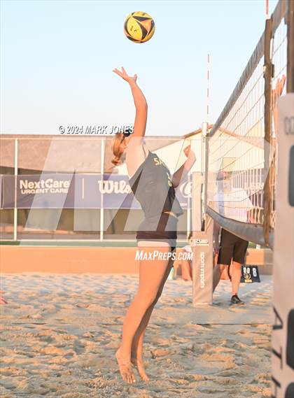 Thumbnail 2 in Arcadia vs. Saguaro (AIA DII Pairs Finals) photogallery.