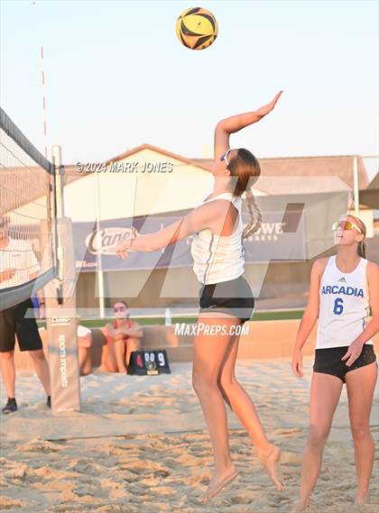Thumbnail 1 in Arcadia vs. Saguaro (AIA DII Pairs Finals) photogallery.