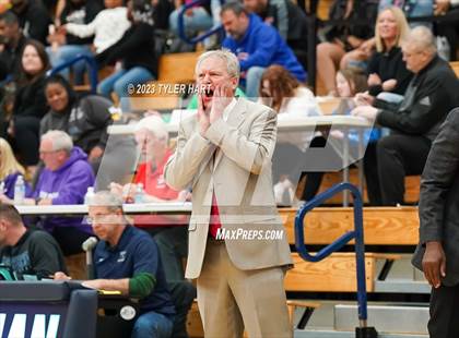 Thumbnail 3 in Pike vs. Ben Davis (IHSAA 4A Sectional 11 Final) photogallery.
