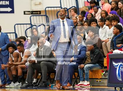 Thumbnail 3 in Pike vs. Ben Davis (IHSAA 4A Sectional 11 Final) photogallery.