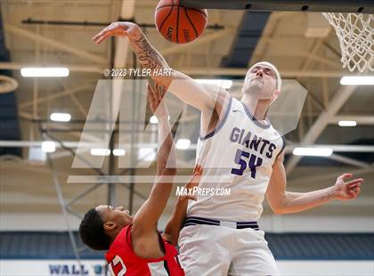 Thumbnail 1 in Pike vs. Ben Davis (IHSAA 4A Sectional 11 Final) photogallery.