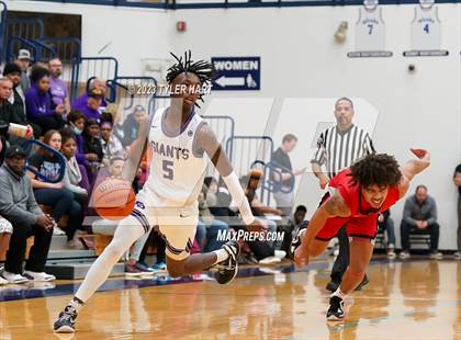 Thumbnail 2 in Pike vs. Ben Davis (IHSAA 4A Sectional 11 Final) photogallery.