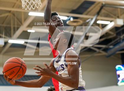Thumbnail 3 in Pike vs. Ben Davis (IHSAA 4A Sectional 11 Final) photogallery.