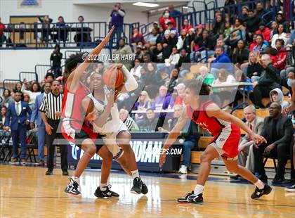 Thumbnail 2 in Pike vs. Ben Davis (IHSAA 4A Sectional 11 Final) photogallery.