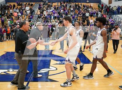 Thumbnail 2 in Pike vs. Ben Davis (IHSAA 4A Sectional 11 Final) photogallery.