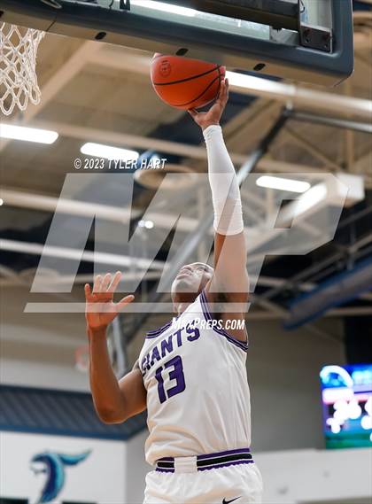 Thumbnail 2 in Pike vs. Ben Davis (IHSAA 4A Sectional 11 Final) photogallery.
