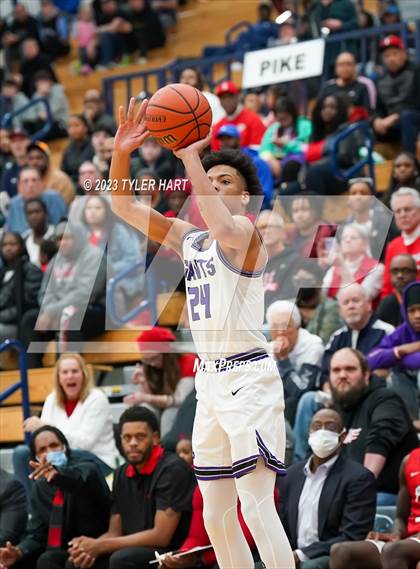 Thumbnail 1 in Pike vs. Ben Davis (IHSAA 4A Sectional 11 Final) photogallery.