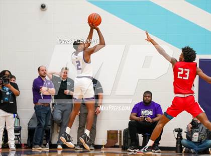 Thumbnail 3 in Pike vs. Ben Davis (IHSAA 4A Sectional 11 Final) photogallery.