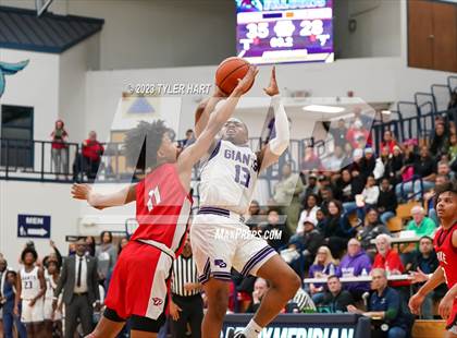 Thumbnail 2 in Pike vs. Ben Davis (IHSAA 4A Sectional 11 Final) photogallery.
