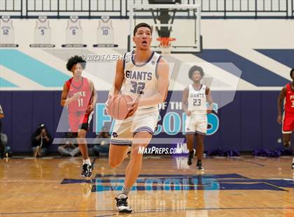 Thumbnail 3 in Pike vs. Ben Davis (IHSAA 4A Sectional 11 Final) photogallery.