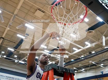 Thumbnail 1 in Pike vs. Ben Davis (IHSAA 4A Sectional 11 Final) photogallery.