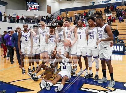 Thumbnail 2 in Pike vs. Ben Davis (IHSAA 4A Sectional 11 Final) photogallery.
