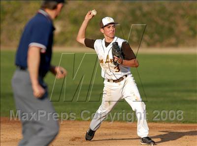 Thumbnail 2 in Walnut @ Don Lugo photogallery.