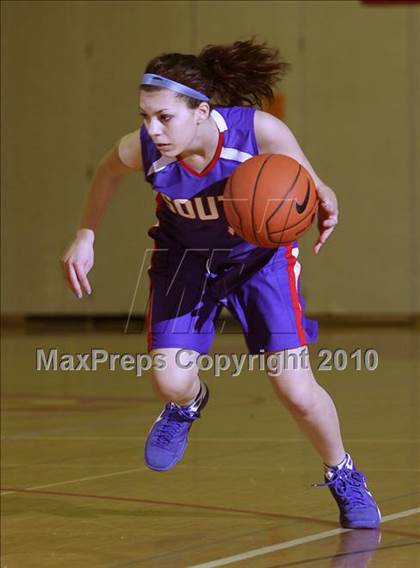 Thumbnail 2 in Williamsville East vs Williamsville South (Section VI Class A Quarterfinals) photogallery.