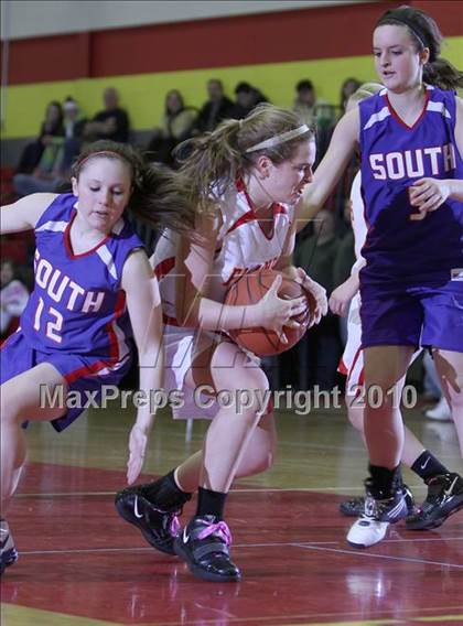 Thumbnail 2 in Williamsville East vs Williamsville South (Section VI Class A Quarterfinals) photogallery.