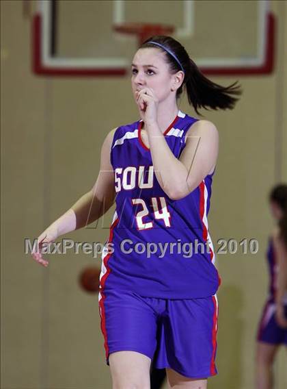 Thumbnail 1 in Williamsville East vs Williamsville South (Section VI Class A Quarterfinals) photogallery.