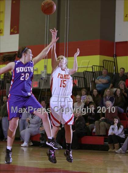 Thumbnail 1 in Williamsville East vs Williamsville South (Section VI Class A Quarterfinals) photogallery.