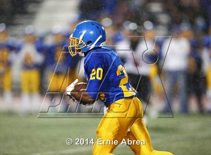 Thumbnail 1 in Pittsburg @ Foothill (CIF NCS D1 Semifinal) photogallery.
