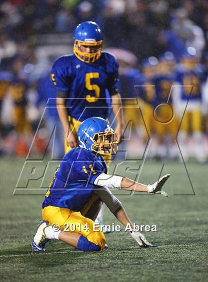 Thumbnail 2 in Pittsburg @ Foothill (CIF NCS D1 Semifinal) photogallery.