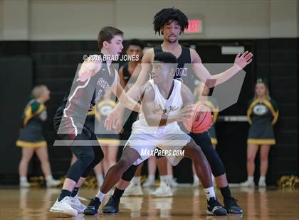 Thumbnail 2 in Gallatin vs Station Camp (TSSAA District 9-AAA Quarterfinal) photogallery.