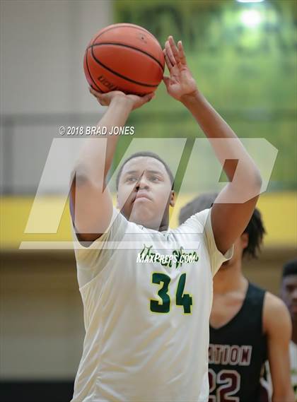 Thumbnail 1 in Gallatin vs Station Camp (TSSAA District 9-AAA Quarterfinal) photogallery.