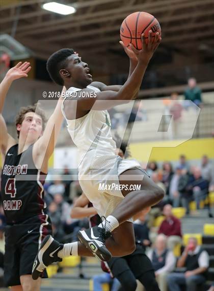 Thumbnail 2 in Gallatin vs Station Camp (TSSAA District 9-AAA Quarterfinal) photogallery.