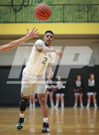 Thumbnail 1 in Gallatin vs Station Camp (TSSAA District 9-AAA Quarterfinal) photogallery.