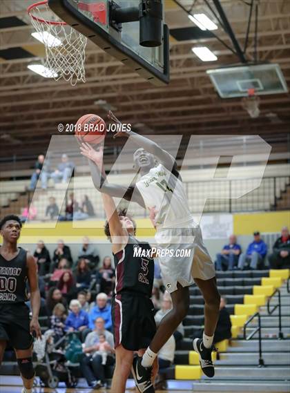 Thumbnail 1 in Gallatin vs Station Camp (TSSAA District 9-AAA Quarterfinal) photogallery.