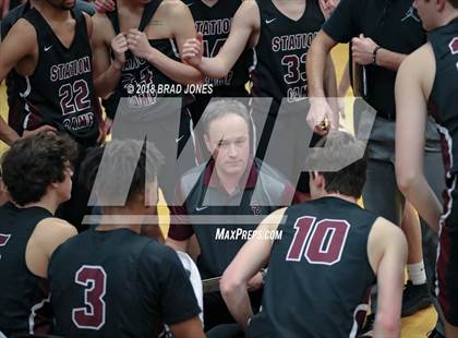 Thumbnail 1 in Gallatin vs Station Camp (TSSAA District 9-AAA Quarterfinal) photogallery.